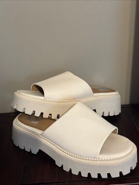 DV Liliah Platform Sandals Size 7